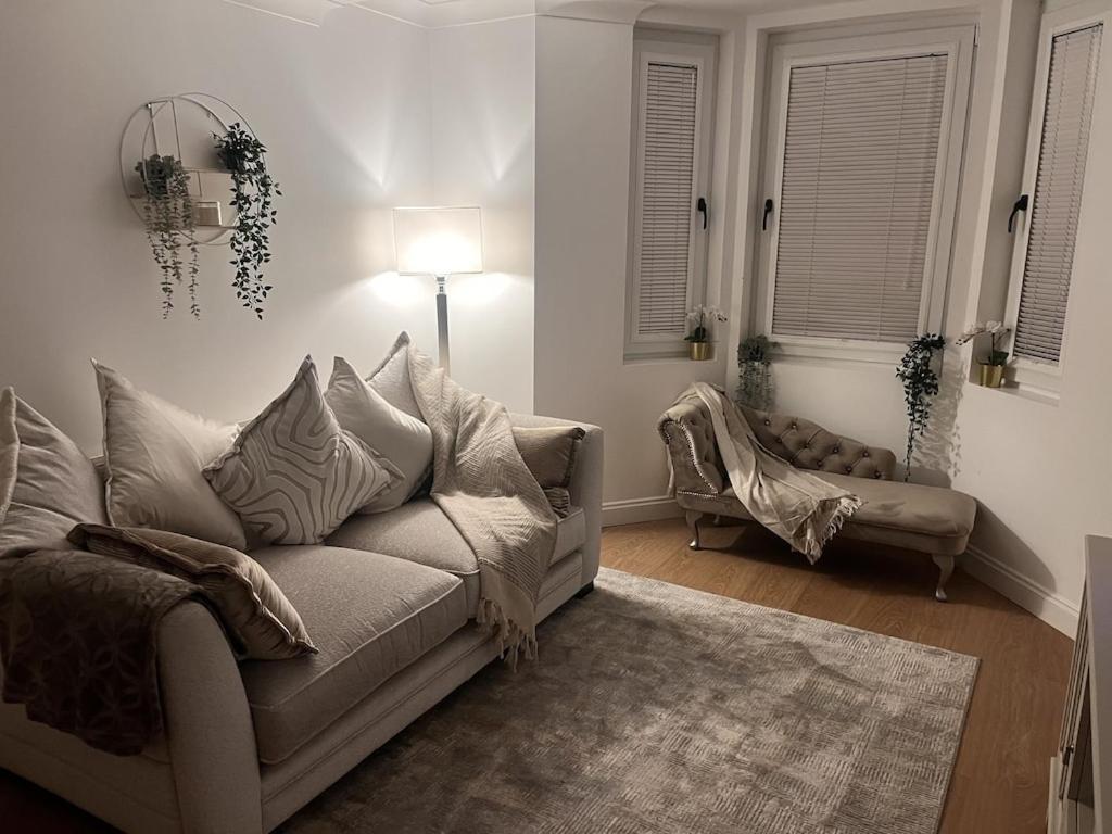 Gorgeous 2 Floor 3 Bed Apartment St Leonards-on-Sea Exterior photo